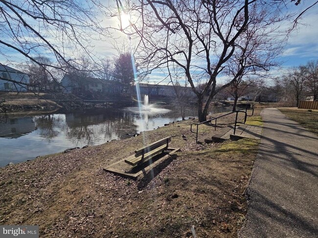 Building Photo - 1729 Leisure Way