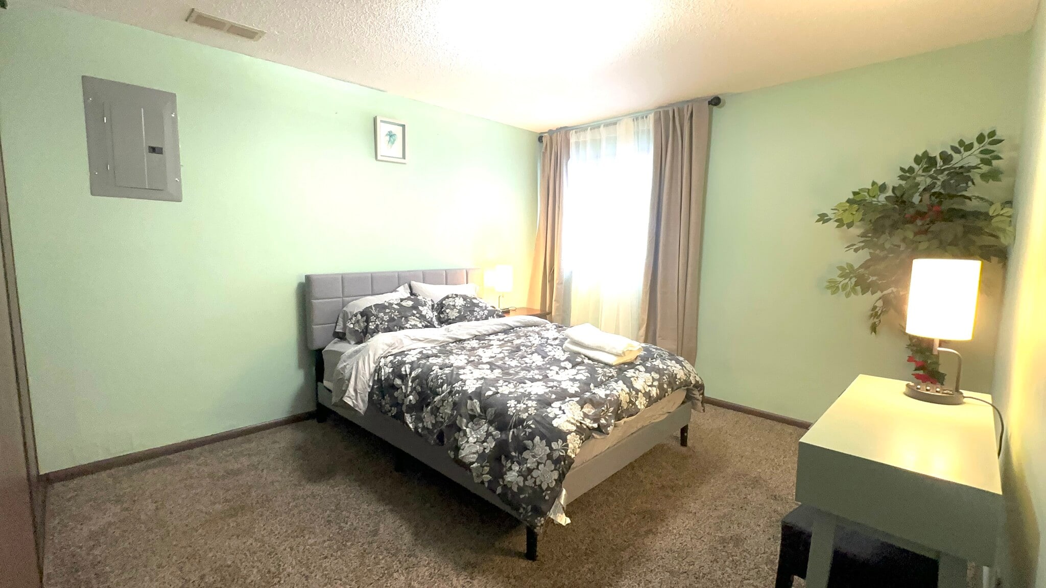 Master Bedroom - 8236 Douglas Cir N