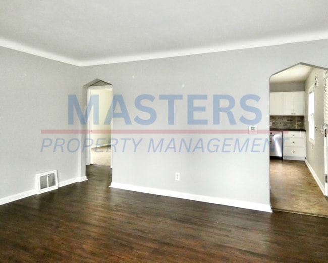 Building Photo - 3 Bed 1 Bath Toledo Home