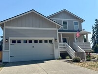 Building Photo - Private Palmer Lake Home w/ 3 Bedrooms, Of...