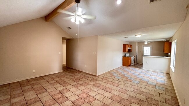Building Photo - 1114 Un Vly Dr