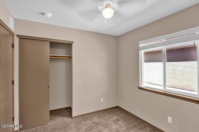 Building Photo - 11181 Cielo Mar Dr