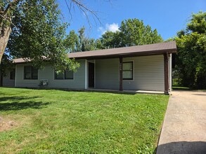 Building Photo - 3617-3619 Greeley Dr