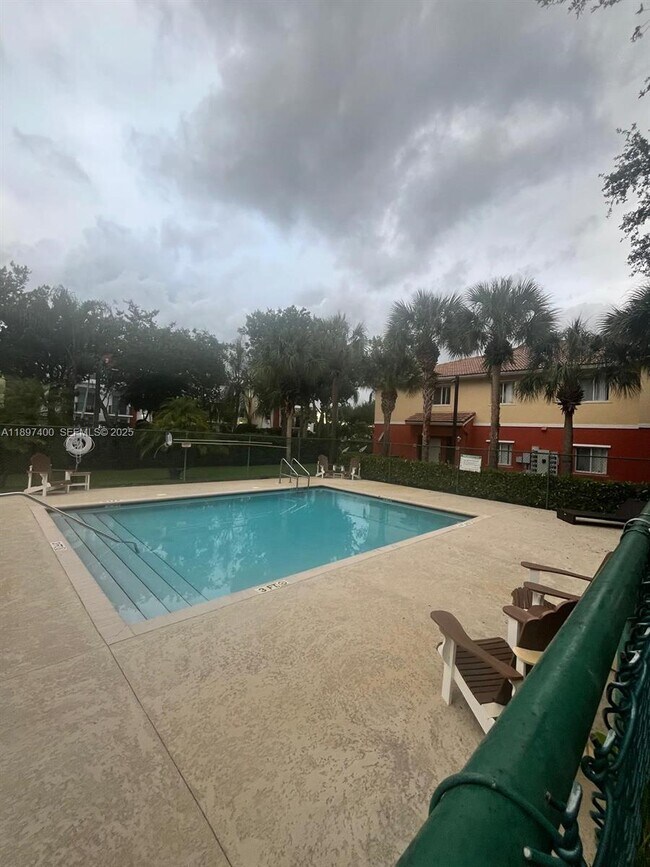 Building Photo - 3310 Palomino Dr