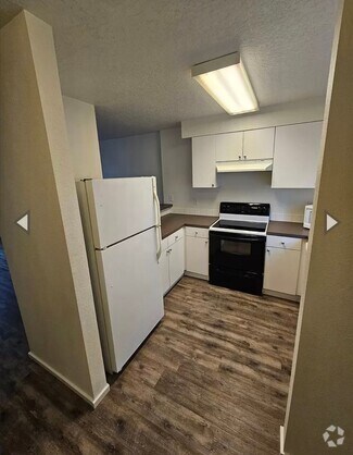 Building Photo - 1312 S Denver Ave