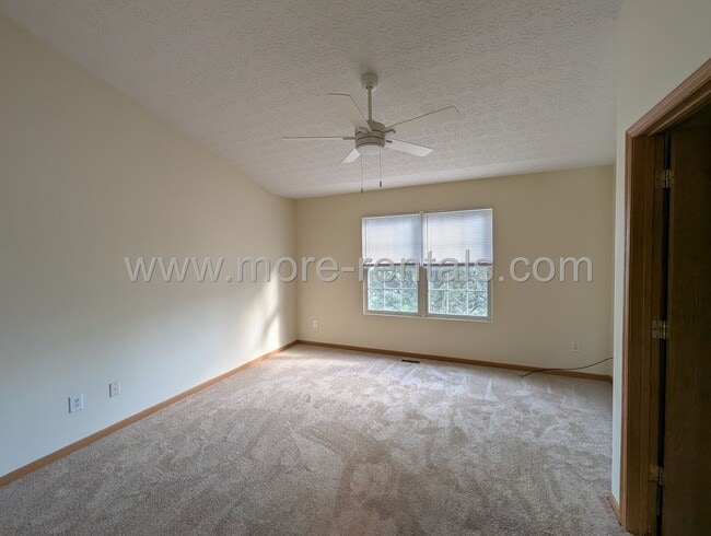 Building Photo - Home in Village at Williams Creek in Grove...