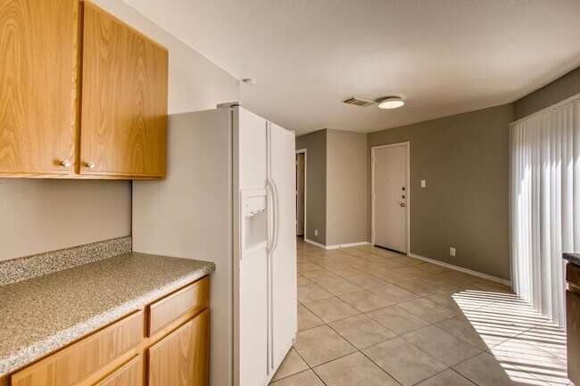 Building Photo - 4BR/2.5 Bath near the San Antonio Medical Center!!!