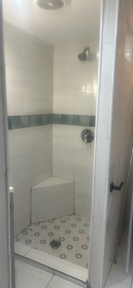 Building Photo - 3960 Aspen Ave