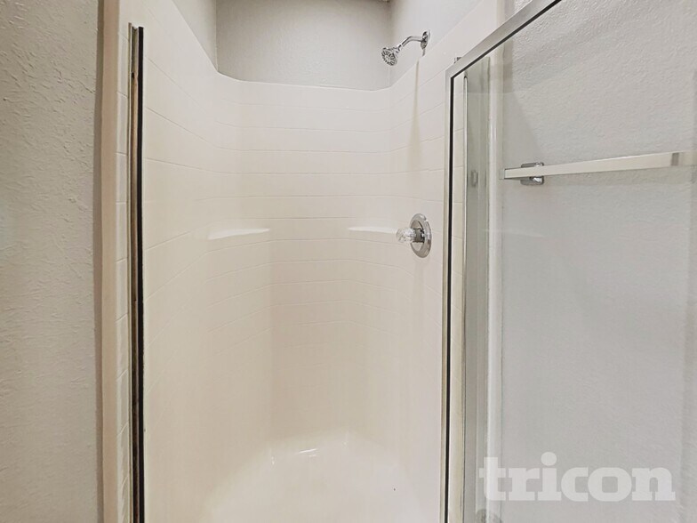 Building Photo - 2516 Concina Way