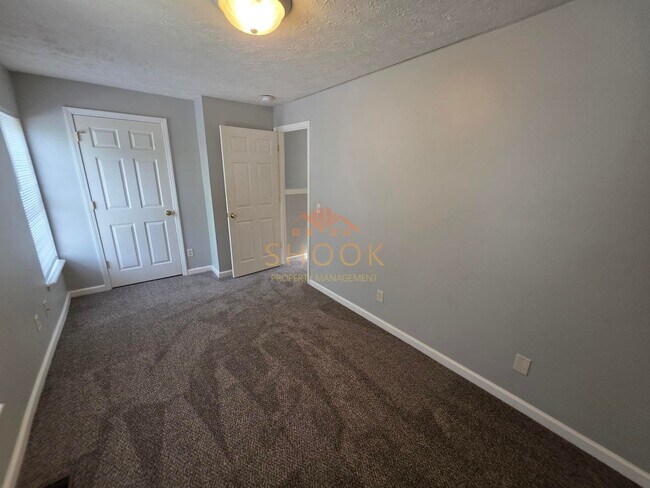 Building Photo - 803/805 N 7th St