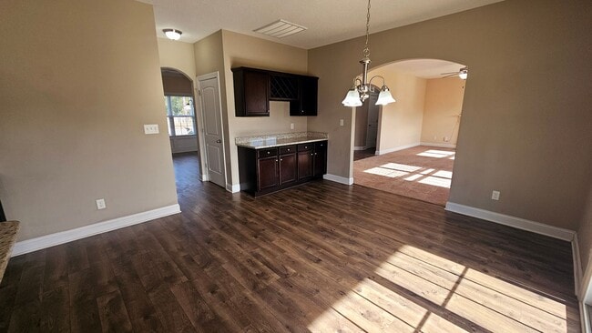 Building Photo - 4 BR 3.5 BA in Swansboro!