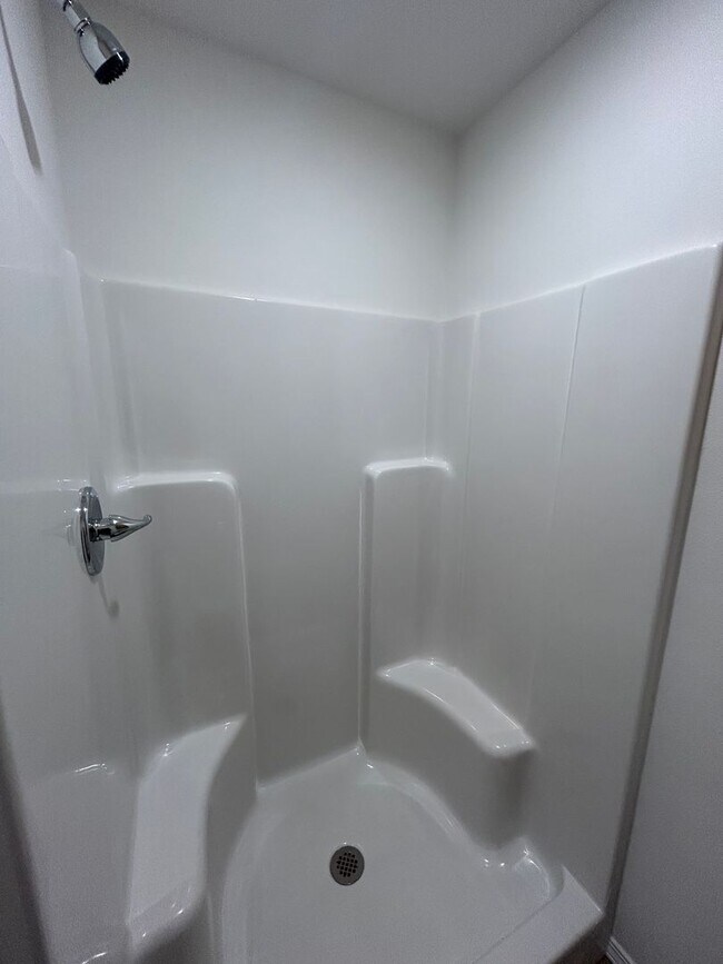 Building Photo - Modern New-Build Townhome with 3 Bedrooms, 2.5 Baths & 1-Car Garage