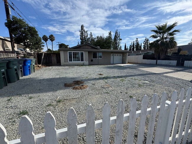 Building Photo - 4 bedroom in El Cajon