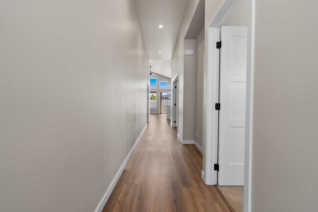 Building Photo - Exceptionally Maintained 3 Bedroom Home in Coeur d'Alene