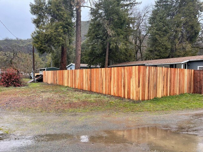 Building Photo - 5168 State Hwy 20