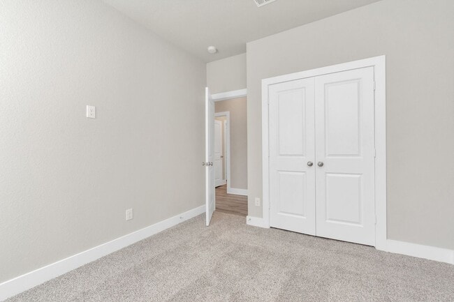 Building Photo - 7322 Coconut Bay Dr