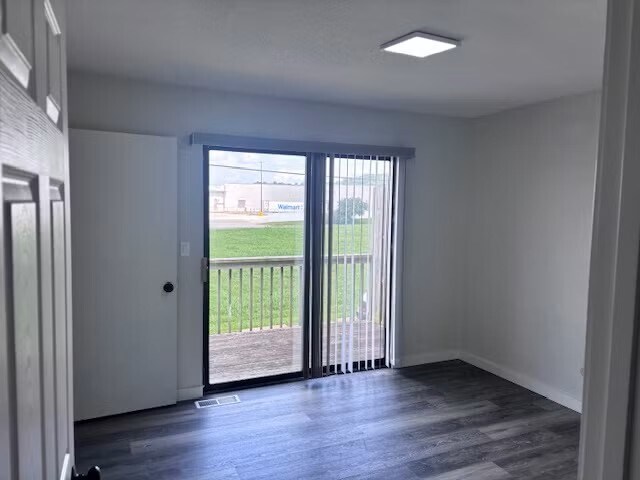 Building Photo - 4 Bonne Terre Ct