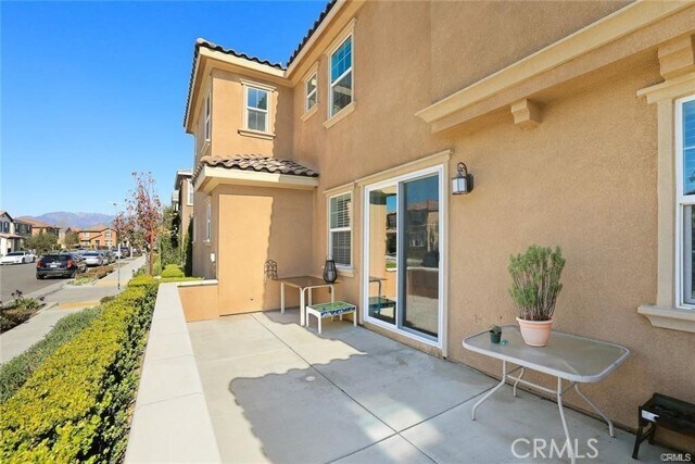 Building Photo - 6050 Rosewood Way