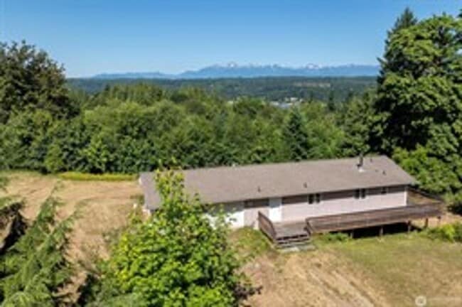 Building Photo - 470 E Rasor Rd