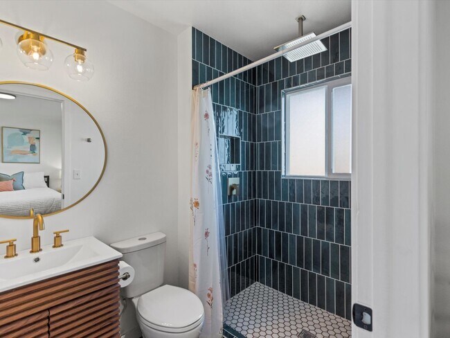 Building Photo - 4899 Sonata Dr