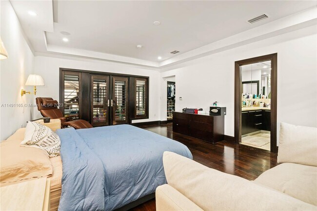 Building Photo - 2 SW 24th Rd