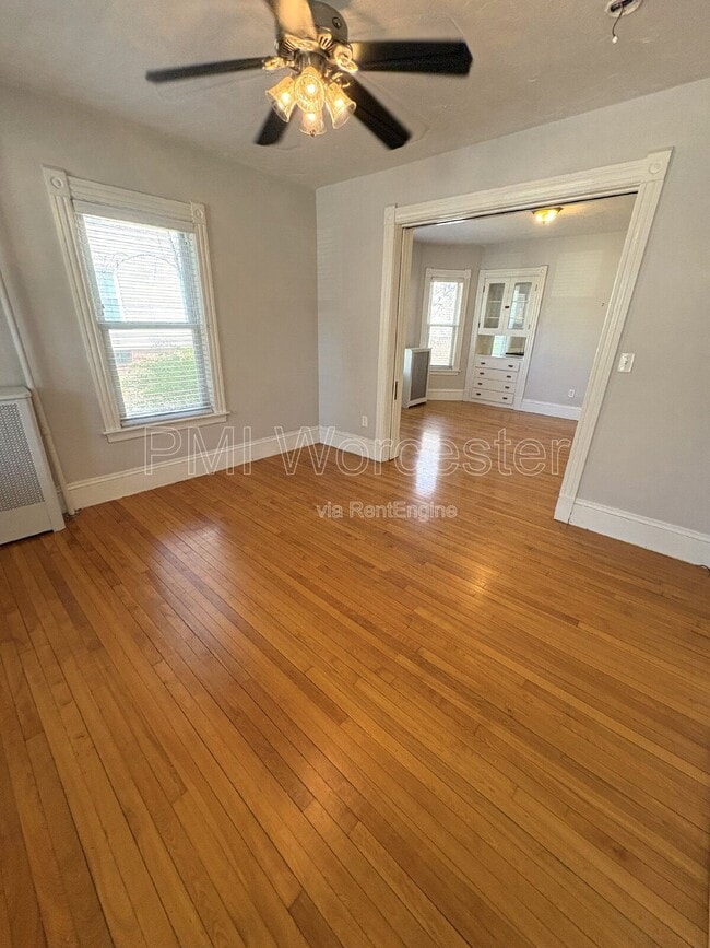 Building Photo - 27 June St