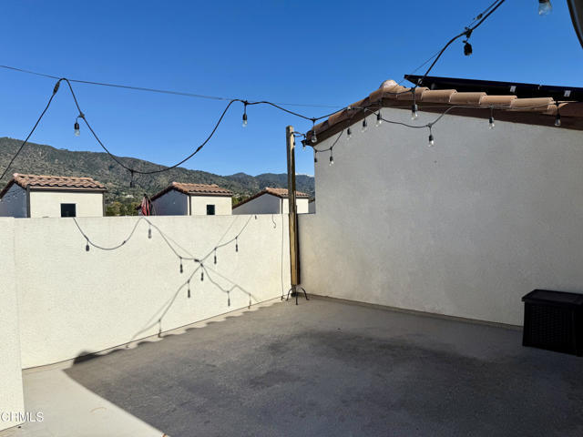 Building Photo - 629 W Foothill Blvd