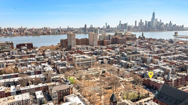 Building Photo - 259 4th St