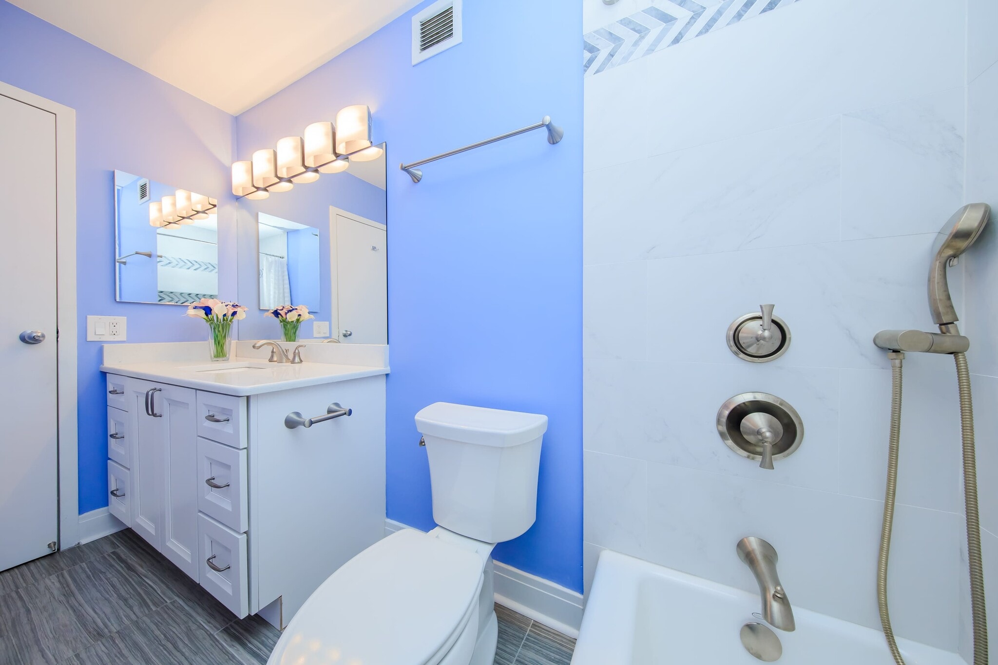 Second Bathroom - 200 N Dearborn St