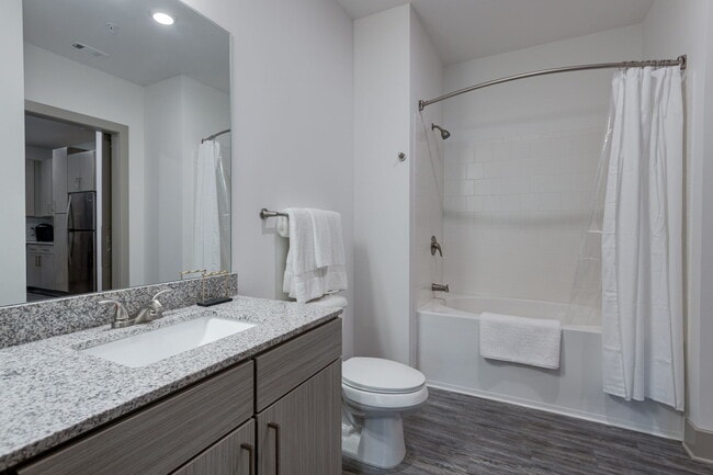 Building Photo - 950 Brittany Park Dr