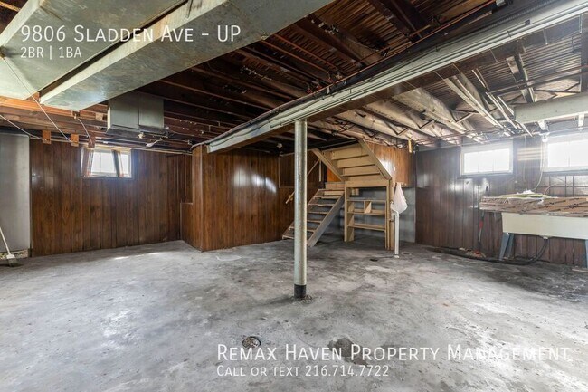 Building Photo - 9806 Sladden Ave