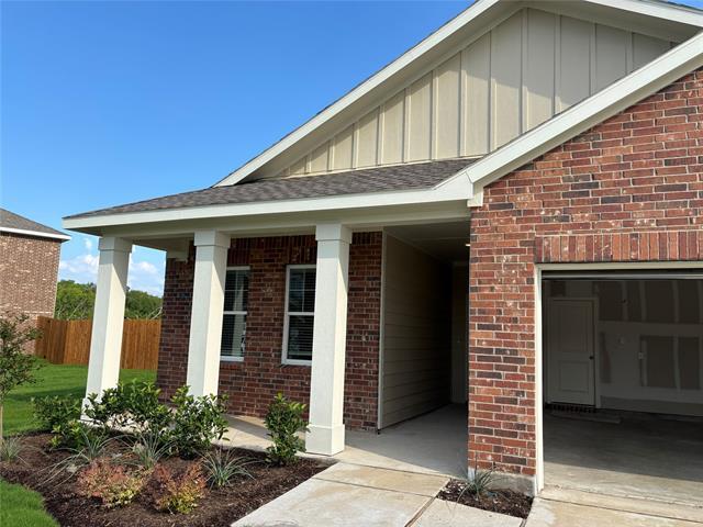 Building Photo - 805 Lexington Ln