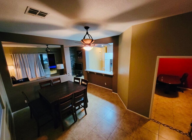 Building Photo - 27875 Avenida Maravilla