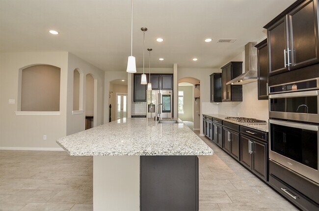 Building Photo - 24918 Meadowthorn Crest Ln