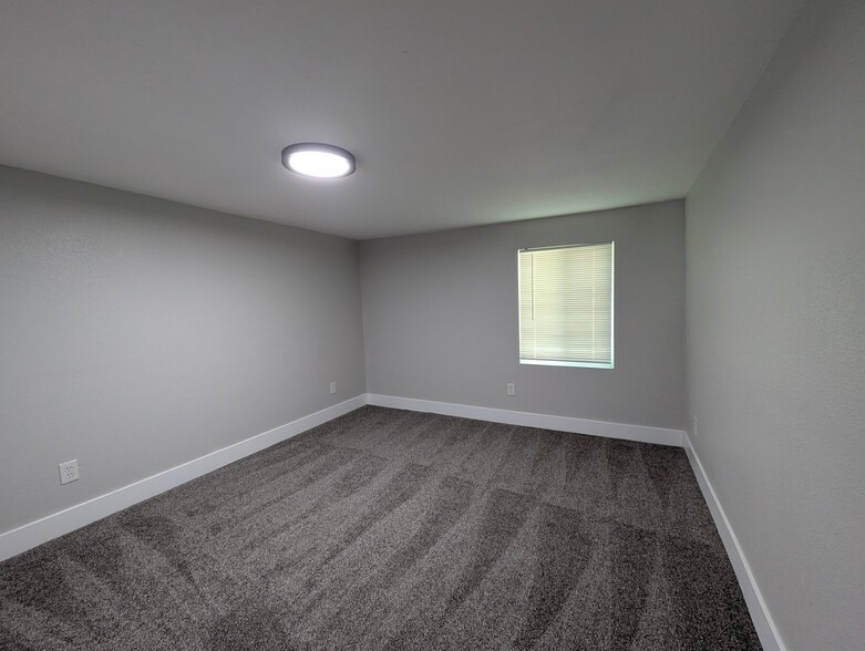 Building Photo - 95 Arbol Ave