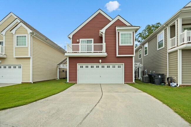 Building Photo - 5543 Botanical Dr