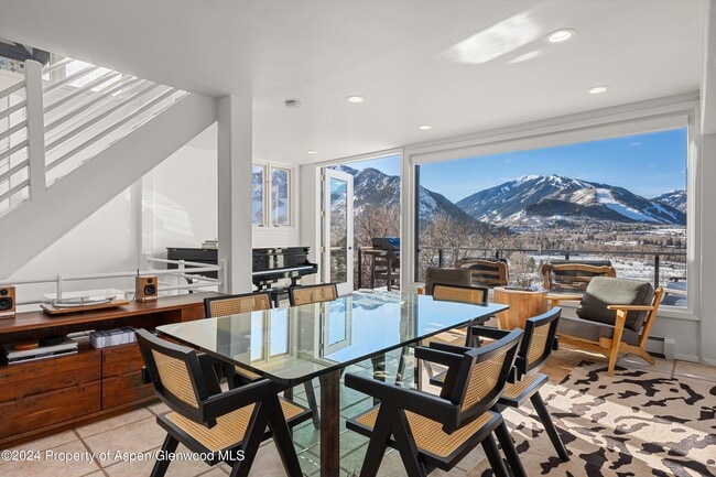 Building Photo - 182 Bennett Pl