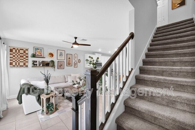 Building Photo - 13968 Molina Dr