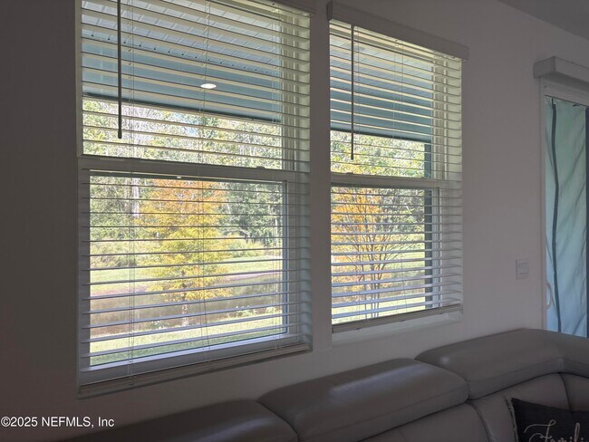 Building Photo - 49 Blue Hvn Rd