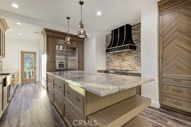 Building Photo - 954 Rosemount Rd