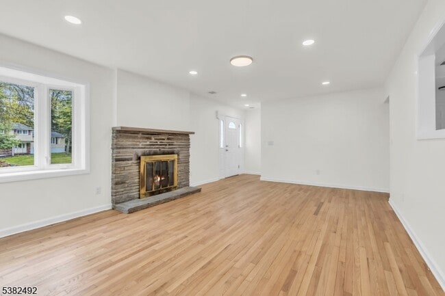 Building Photo - 55 Orchard Dr