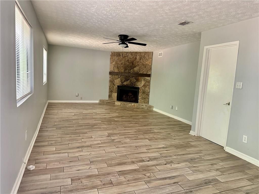 Building Photo - 3897 Murdock Ln