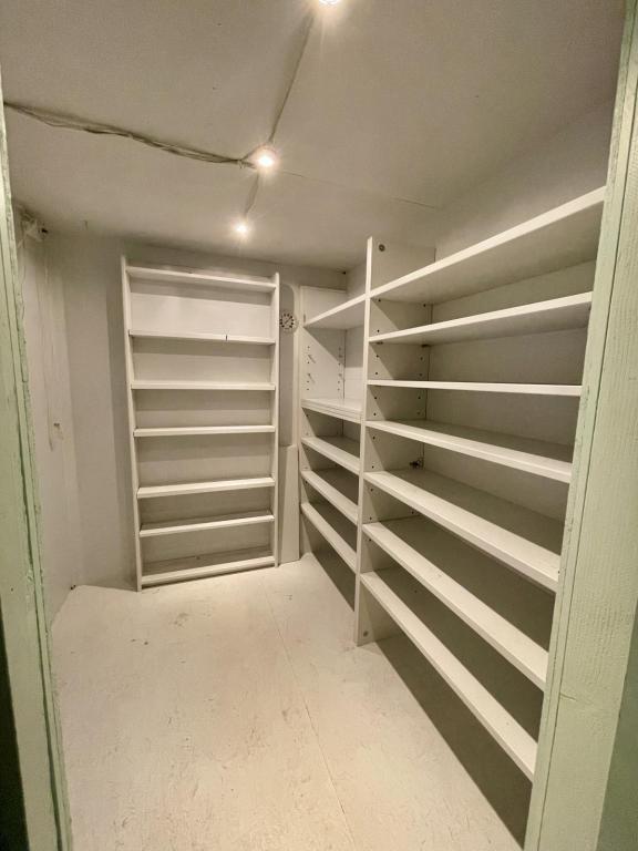 Building Photo - 277 E First Ave