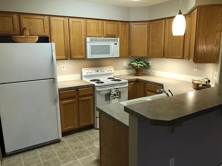 Building Photo - 4245 Boardwalk Dr