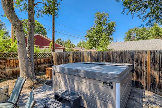 Building Photo - 2305 Hudson St