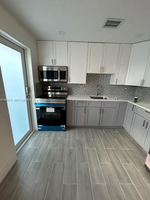 Building Photo - 7152 SW 22nd St