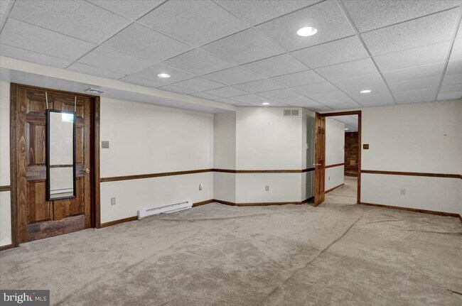Building Photo - 2209 Shartlesville Rd