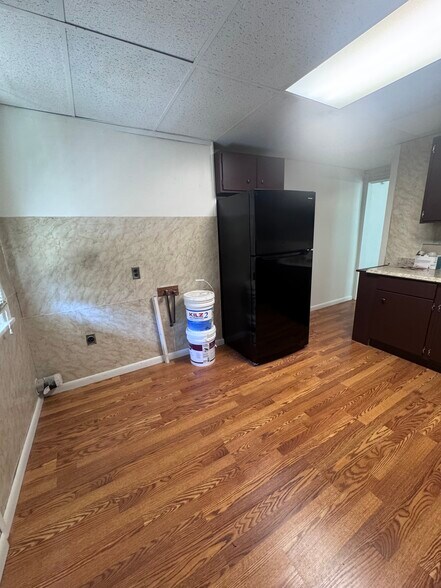 Building Photo - 60 Lanning Ln