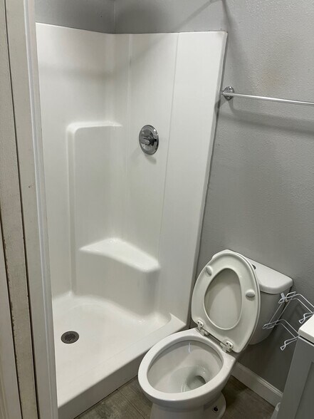 Building Photo - 105 Jolon Dr