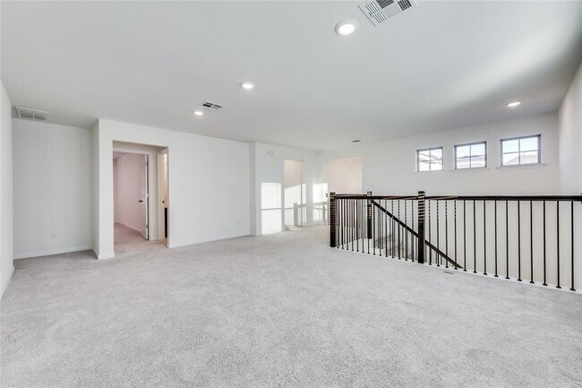 Building Photo - 4621 Modena Bay Bend